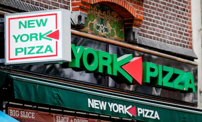 op-nummer-53-mocht-new-york-pizza-niet-open-omdat-het-niet-voldeed-aan-de-eisen-van-een-restaurantve.webp