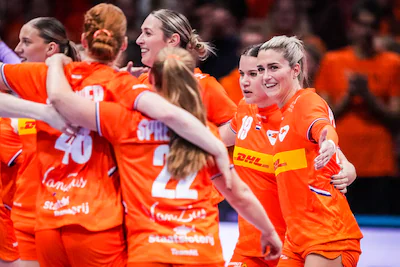 rotterdam-28-11-2025-rotterdam-ahoy-womens-world-championship-handball-2025-match-between-netherland.webp