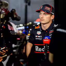 verstappen-hoopt-dat-red-bull-gestuiter-kan-oplossen-echt-heel-irritant.jpg