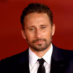 acteur-matthias-schoenaerts-krijgt-zes-maanden-cel-voor-rijden-zonder-rijbewijs.jpg