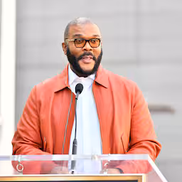 acteur-tyler-perry-voor-tweede-keer-aangeklaagd-voor-seksueel-wangedrag.jpg