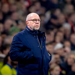 ajax-trainer-grim-vindt-lege-tribunes-harde-kern-tegen-feyenoord-een-aderlating.jpg