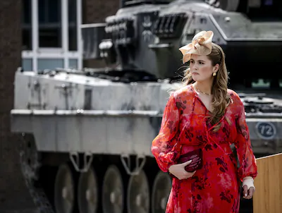 amersfoort-prinses-amalia-tijdens-een-ceremonie-op-de-prins-bernhardkazerne-koning-willem-alexander.webp