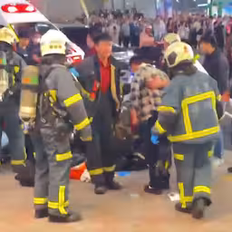 chaos-in-taiwan-man-steekt-willekeurig-mensen-neer.jpg