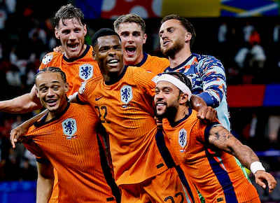 duitsland-berlijn-06-07-2024-ek-voetbal-duitsland-2024-nederland-turkije-berlijn-het-nederlands-elft.webp