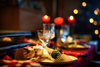 een-tafelkleed-maakt-het-kerstdiner-extra-feestelijk.webp