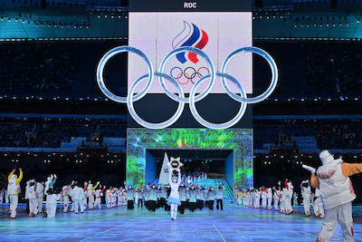 files-the-delegation-from-russia-takes-part-in-the-parade-of-athletes-underneath-the-olympics-rings.webp
