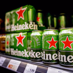 heineken-krijgt-boete-van-15-miljoen-euro-vanwege-blikjes-zonder-statiegeld.jpg