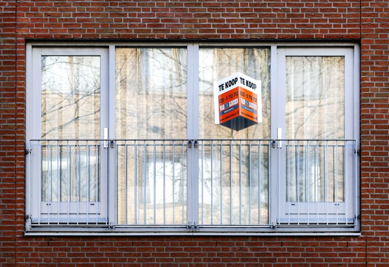 https3A2F2Fwww.metronieuws.nl2Fwp-content2Fuploads2F20252F062Fkoopwoning-koophuis-woningmark.jpeg