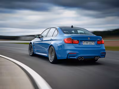 iptcbron-dpd-thema-week-52-auto-copyright-bmw-ag-for-press-purposes-only-bmw-m3-sedan-met-sterke-zes.avif