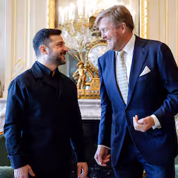 koning-ontvangt-president-zelensky-op-paleis-huis-ten-bosch.jpg