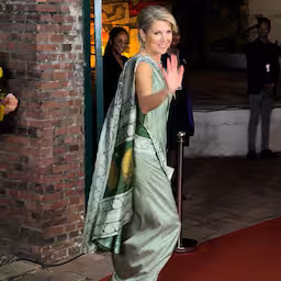 koningin-maxima-schittert-in-indiase-sari-op-tweede-avond-staatsbezoek.jpg