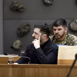 live-oekraine-zelensky-in-kamerspeech-niet-het-idee-geven-dat-oorlog-loont.jpg
