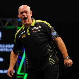 live-wk-darts-reacties-na-zwaarbevochten-zege-van-gerwen-op-tatsunami.jpg