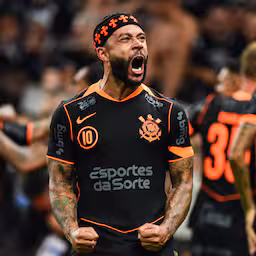 memphis-met-corinthians-na-penaltyserie-naar-braziliaanse-bekerfinale.jpg