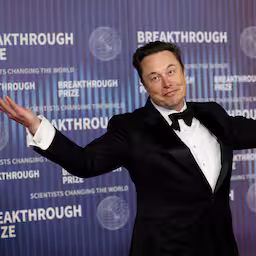 musk-krijgt-toch-megabeloning-uit-2018-die-nu-140-miljard-dollar-waard-is.jpg