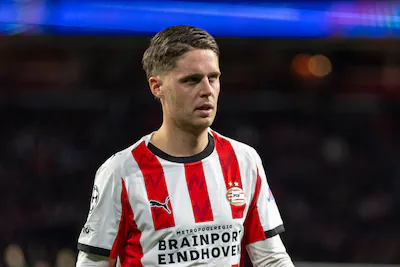 nlbeeld-37593-eindhoven-psv-tegen-atletico-madrid-speler-joey-veerman-van-psv.webp