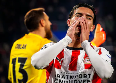psv-atletico-madrid-champions-league-2025-20626-driouech-baalt-na-een-gemiste-afspeelmogelijkheid-fo.webp