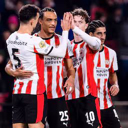 psv-wint-simpel-van-amateurs-in-beker-maar-verliest-drie-spelers-door-blessures.jpg