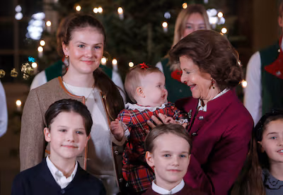 queen-silvia-princess-estelle-prince-oscar-prince-alexander-prince-gabriel-prince-julian-princess-in.avif