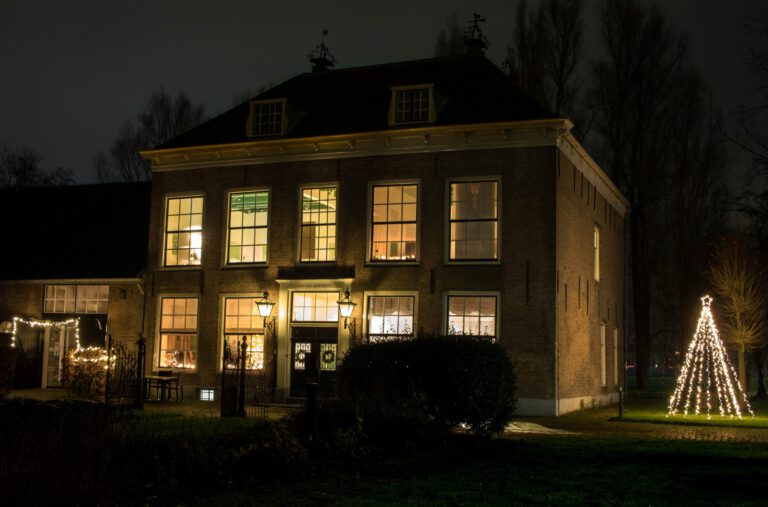 t-Hof-van-Assendelft-in-kerstsfeer-scaled.jpg