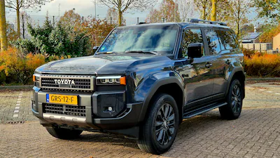 toyota-land-cruiser.webp