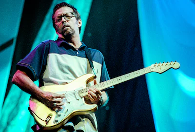 11-7-1997-den-haag-north-sea-jazz-festival-gitarist-eric-clapton-treedt-samen-met-o-a-bassist-marcus.webp