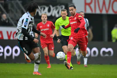 1768748752_almelo-18-01-2026-stadium-asito-season-2025-2026-dutch-eredivisie-football-match-between-heracles-al.webp