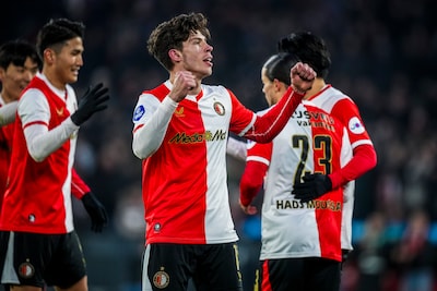 1769359059_rotterdam-25-01-2026-stadium-feijenoord-de-kuip-season-2025-2026-dutch-eredivisie-football-match-bet.jpeg