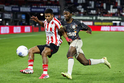 2026-01-15-21-28-44-rotterdam-l-r-shurandy-sambo-of-sparta-rotterdam-joel-ideho-of-fc-volendam-tijde.webp