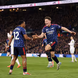 arsenal-zet-nederlaag-tegen-united-recht-met-overtuigende-zege-bij-leeds.jpg