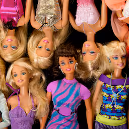 barbie-met-autisme-in-de-winkel-wat-was-vroeger-jouw-lievelings-barbie.jpg