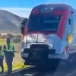 beelden-tonen-trein-na-weer-een-ongeluk-op-het-spoor-in-spanje.jpg