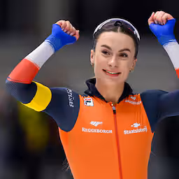 femke-kok-imponeert-kort-voor-spelen-ook-in-inzell-met-baanrecord-op-500-meter.jpg