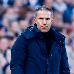 feyenoord-coach-van-persie-niet-bezig-met-kritiek-op-aanpak-volg-mijn-gevoel.jpg