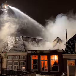 grote-brand-verwoest-woning-in-centrum-leeuwarden.jpg