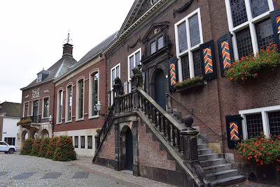 het-oude-stadhuis-van-vlaardingen.avif