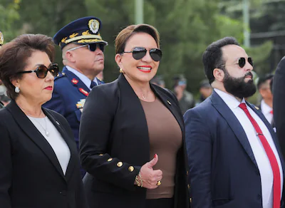 honduras-president-xiomara-castro-president-of-the-supreme-court-of-honduras-rebeca-raquel-obando-an.webp