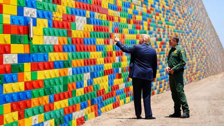 https3A2F2Fwww.manners.nl2Fwp-content2Fuploads2F20262F012FDit-kost-een-LEGO-muur-rond-Groenl.webp