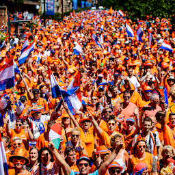 knvb-rekent-bij-elk-wk-duel-oranje-op-5000-fans-en-wil-ook-fanwalks-in-vs.jpg