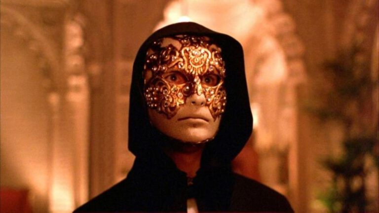 legendarische-mysteryfilm-eyes-wide-shut-van-stanley-kubrick-maandag-op-televisie-198171767862346.jp_.jpeg