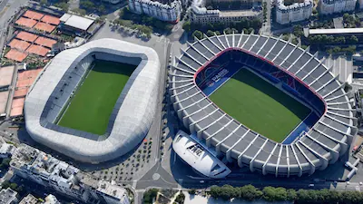 links-het-stade-jean-bouin-en-rechts-het-parc-des-princes.webp