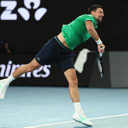 live-australian-open-djokovic-geeft-zich-nog-niet-gewonnen-tegen-sinner.jpg
