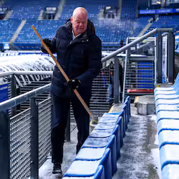 live-eredivisie-abe-lenstra-stadion-sneeuwvrij-gemaakt-voor-bezoek-feyenoord.jpg