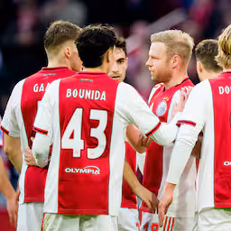 live-eredivisie-ajax-komt-via-davy-klaassen-op-voorsprong-tegen-go-ahead.jpg