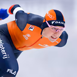 live-schaatsen-bekijk-tussenstand-op-3000-meter-in-inzell-met-joy-beune.jpg