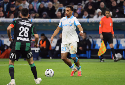 marseille-france-january-24-quinten-timber-27-of-olympique-de-marseille-in-action-during-the-ligue-1.avif