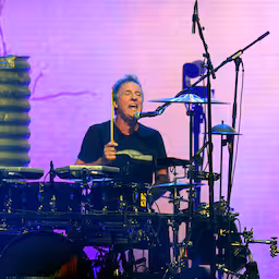 midnight-oil-drummer-rob-hirst-70-overleden.jpg