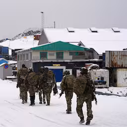 nederlandse-militairen-zijn-klaar-met-verkenning-op-groenland-en-komen-terug.jpg
