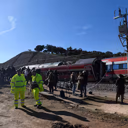 ook-treinen-die-eerder-plek-van-ontsporing-in-spanje-passeerden-hadden-schade.jpg